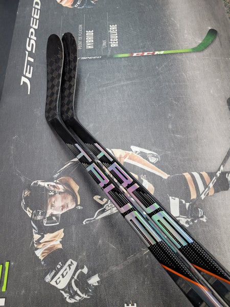 Pro Stock Hockey Sticks 2-Pack - TRUE Hzrdus P28 75 Flex RH (READ DESCRIPTION)