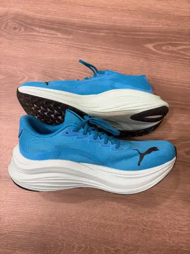 Puma Magmax running Blue Men's Size M 10.0 (W 11.0) (Used)
