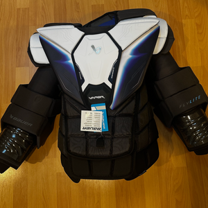 XL Bauer flylite Goalie Chest Protector (Brand New)