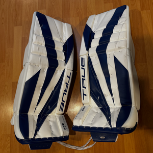 33 + 2" True Catalyst 9X3 Goalie Leg Pads (Like new)
