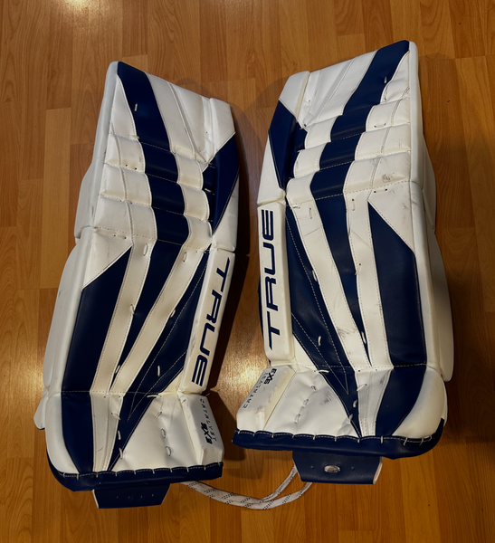 33 + 2" True Catalyst 9X3 Goalie Leg Pads (Like new)