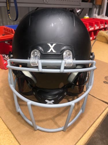 USED XENITH X2E+ ADULT FOOTBALL HELMET - LARGE - FLAT BLACK