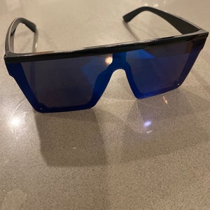 Sendy Shades Luxe Blue Sunglasses (New)