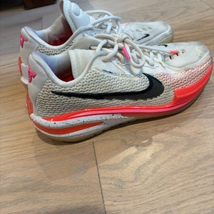 Men's Size M 6.0 (W 7.0) Nike GT Cut Shoes (Used)