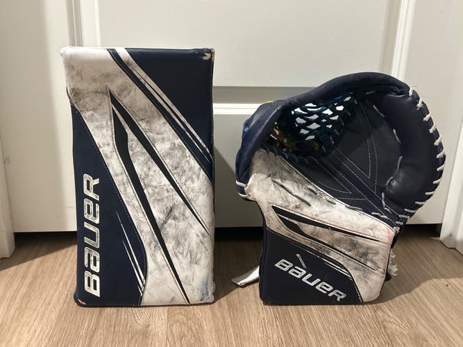 Bauer Vapor X5 Pro Regular (Used) glove and blocker set intermediate.
