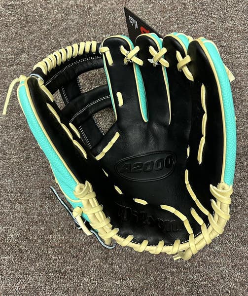 Wilson A2000 1716 11.5