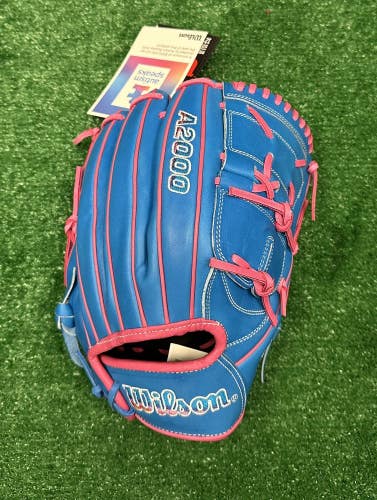 Wilson A2000 12" B2 Pitcher's Baseball Softball Glove RHT- Autism Awareness