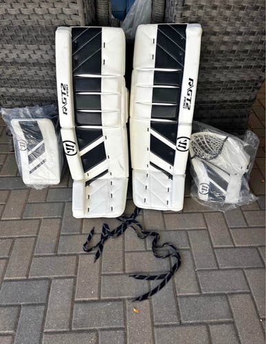 Goalie pads/blocker/glove