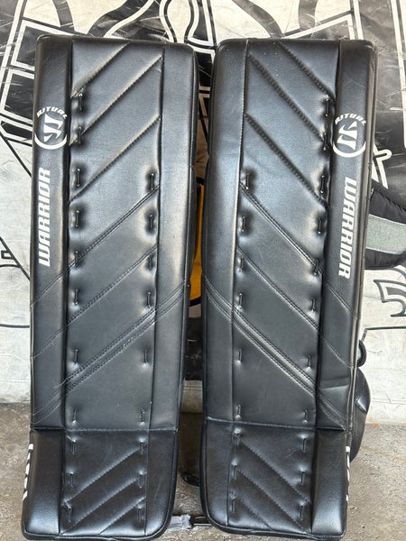 28" Warrior Ritual G4 Goalie Leg Pads