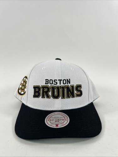 Mitchell And Ness Boston Bruins SnapBack Hat NWT
