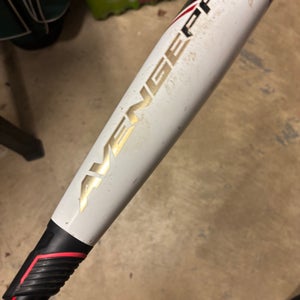 2022 AXE Avenge Pro Composite USSSA Certified Bat (-8) 22 oz 30" (Used)