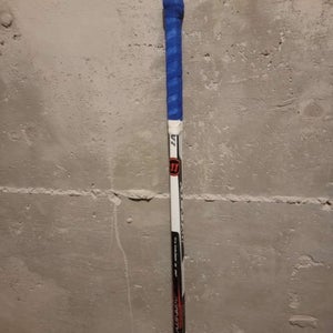 Junior Warrior Dynasty HD1 Right Handed Hockey Stick W16 55 Flex (New)