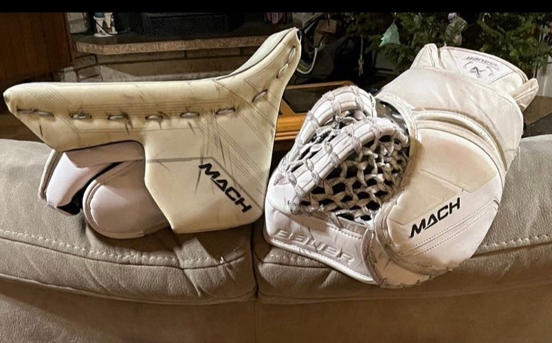Bauer mach Glove and Blocker