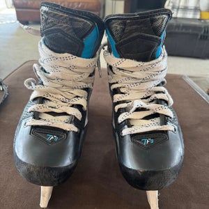 Used True Regular Width  8 TF9 Hockey Goalie Skates