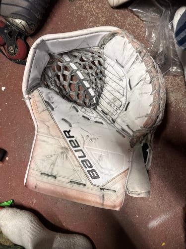 Used Regular Mach Goalie Glove