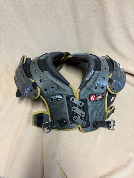 Large Z Cool Youth Shoulder Pads (Used)
