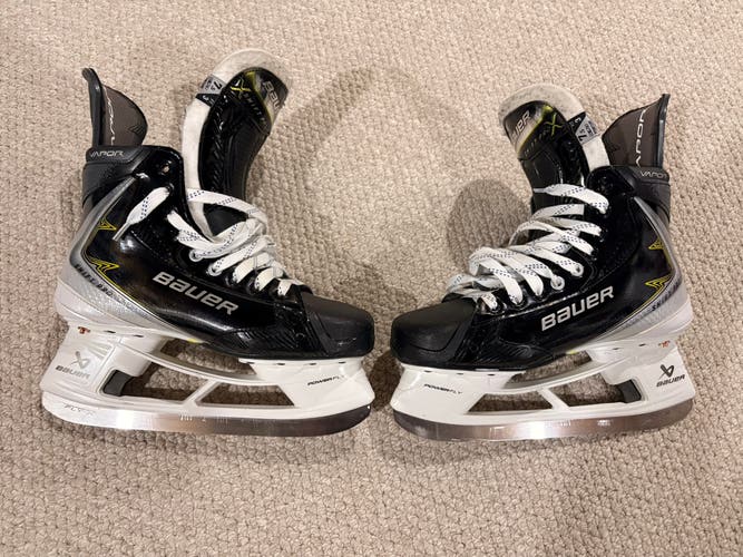 2025 Bauer Vapor X Shift Pro Hockey Skates Wide Width 7.5 (Used)