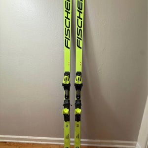 2022 Fischer World Cup SG 210 cm Racing Skis With Bindings Max Din 20 (Used)
