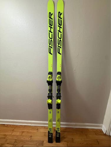 2022 Fischer World Cup SG 210 cm Racing Skis With Bindings Max Din 20 (Used)