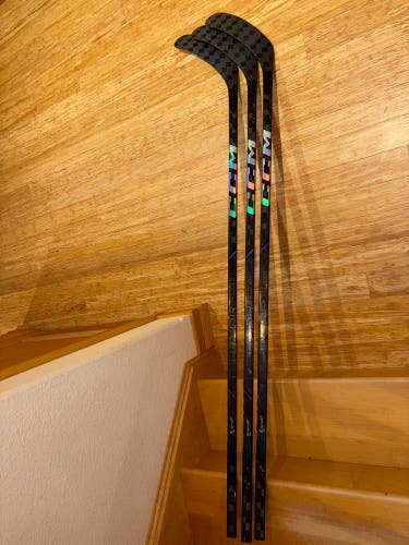 Senior CCM RibCor Trigger 9 Pro Right Handed Hockey Stick P92M 80 Flex Pro Stock (New)