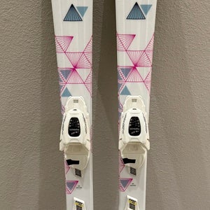 130 cm Volkl Chica Skis With Marker 7.0 Bindings Like New