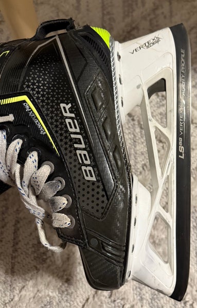 Bauer Pro Hockey Goalie Skates Size 5.5 Fit 3 (Used)
