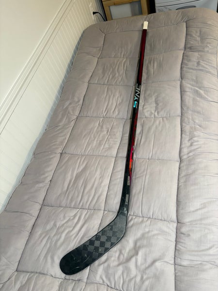 Senior Bauer Nexus Sync Left Hand Hockey Stick P28M 77 Flex (Used)