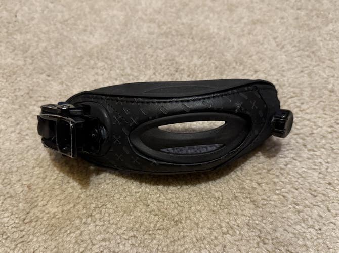 Burton Mission Snowboard binding Right Toe Cap Strap Medium Black