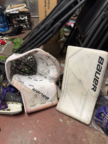 Bauer mach Glove and Blocker