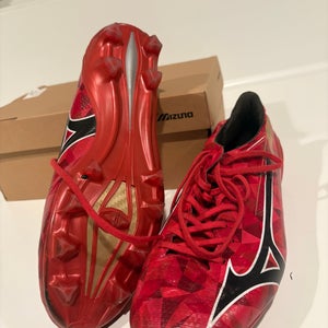 Red Men's Size M 9.0 (W 10.0) Mizuno Cleats (Used)