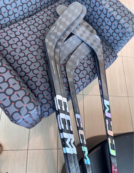 Best offer for BRAND NEW CCM & BAUER STICKS: Jetspeed and RibCore, Hyperlites Hockey sticks