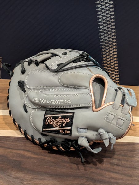 RH Rawlings Catcher's Heart of The Hide Softball Glove 33" (Used)