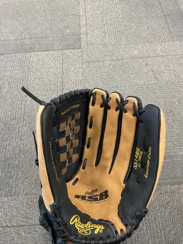 Used Rawlings RSB SOFTBALL SERIES BB/SB Glove RH Throw Black 14" 11614-S000224783