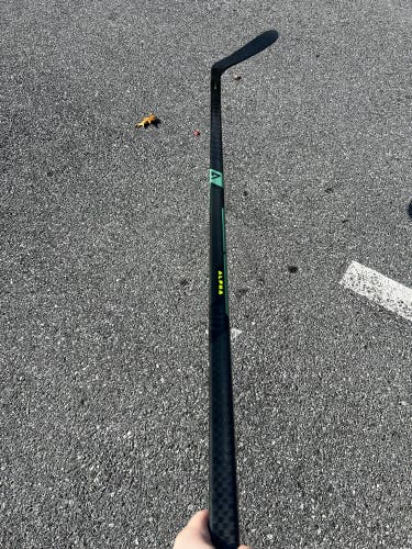 Senior Warrior LX3 Right Handed Hockey Stick P90TM 75 Flex (New)