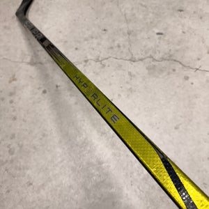 77 Flex P92 Senior Bauer Vapor Hyperlite 2 Right Hand Hockey Stick Pro Stock (USED)