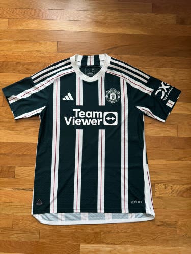 Manchester United adidas 2023-24 alternate away jersey