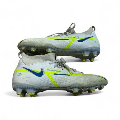 Used Nike PHANTOM GT Soccer Cleats White Junior 04.5 11873-S000220281