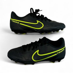 Used Nike TIEMPO Soccer Cleats Black And Neon Green Junior 04.5 11873-S000223400