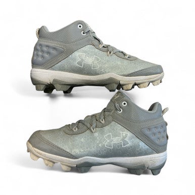 Used Under Armour BB/SB Cleats Grey Junior 04.5 11873-S000206487