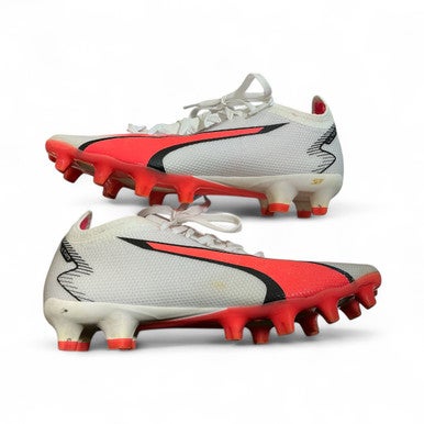 Used Puma ULTRA Soccer Cleats White And Coral Senior 6.5 11873-S000224793