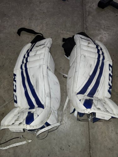 33" CCM Extreme Flex 500 Goalie Leg Pads (Used)