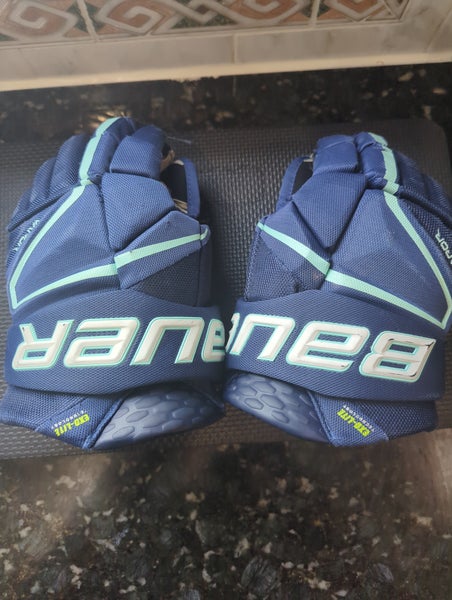 Bauer Vapor Hyperlite Gloves 13" Intermidiate (Used)
