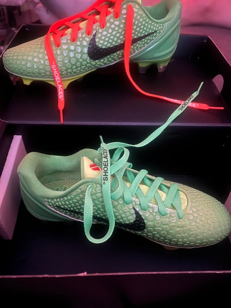 Men's Size M 8.5 (W 9.5) Turf Cleats (Used)