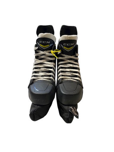 Used CCM 1092 Junior Hockey Skate Junior 03 11706-S000366666
