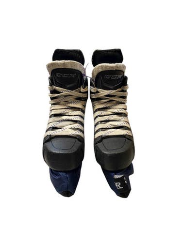 Used CCM D Junior Hockey Skate Junior 01 11706-S000366598