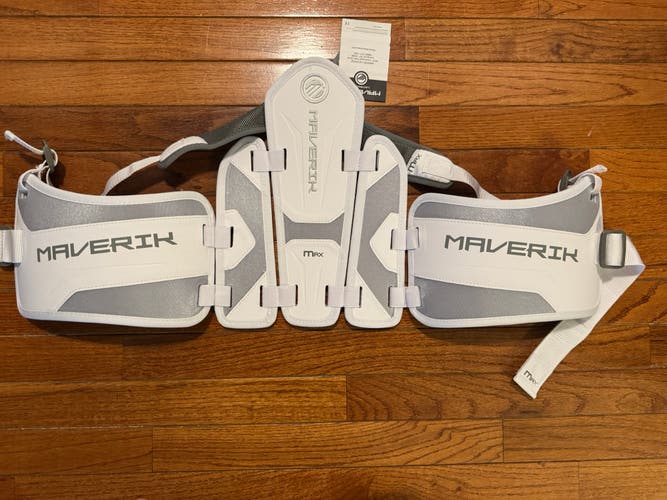 Adult Small/Medium Maverik Rib Pad (New, with tags)