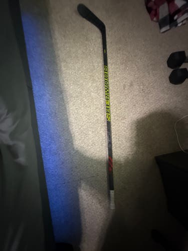 Intermediate Sher-Wood Rekker Legend Pro Left Hand Hockey Stick P28 60 Flex (Used)