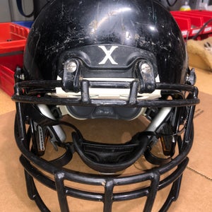 USED XENITH X2E+ YOUTH FOOTBALL HELMET - LARGE - BLACK