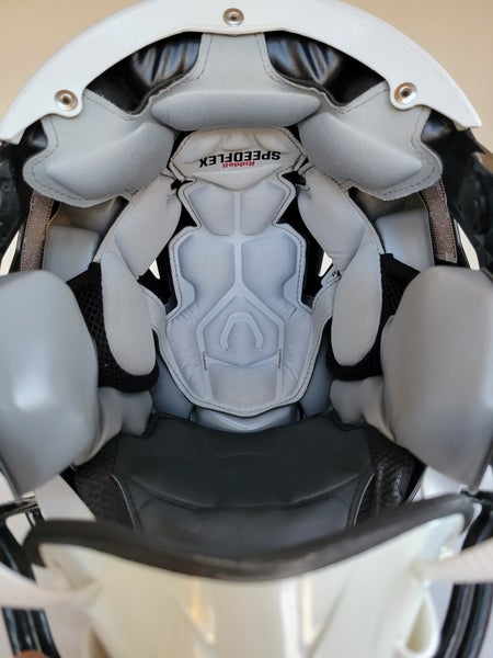 2023 Black Riddell Speedflex Football Helmet Size Medium Youth