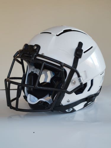 2023 White Schutt F7 LX1 Football Helmet Youth Size Medium